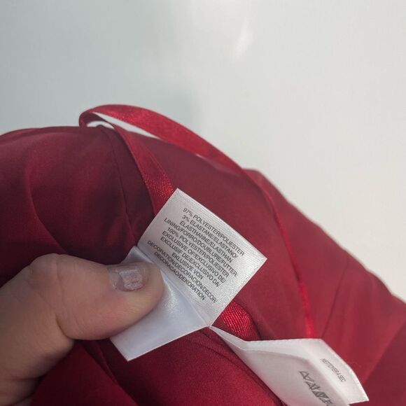 5 for $25🔥Anne Klein Elegant Black Accent Red Dress Size 6 - Picture 4 of 5